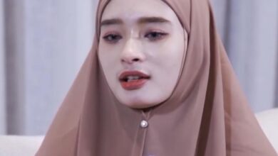 Inara Rusli Merasa Bersalah Sudah Melepas Cadar?