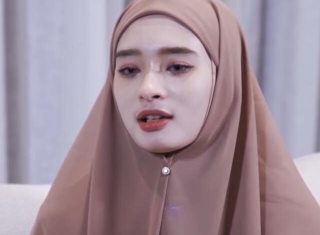 Inara Rusli Merasa Bersalah Sudah Melepas Cadar?