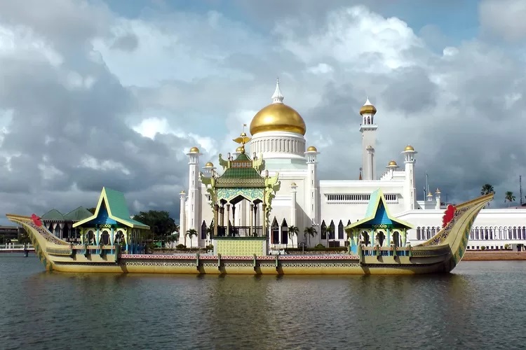 Apakah Brunei Darussalam Bayar Pajak ke Inggris? Ini Penjelasannya